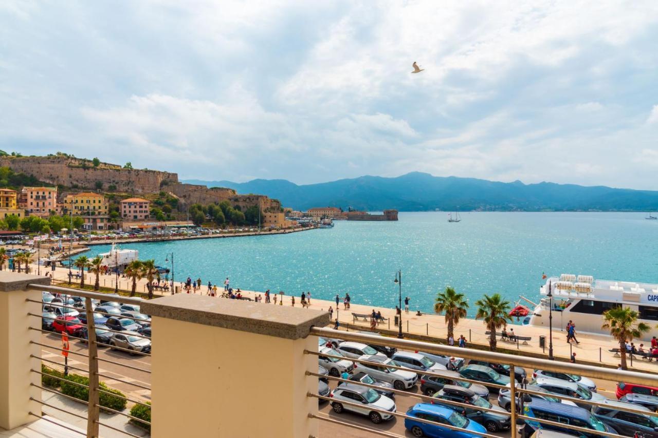 Appartamento Fronte Mare ポルトフェッラーイオ エクステリア 写真